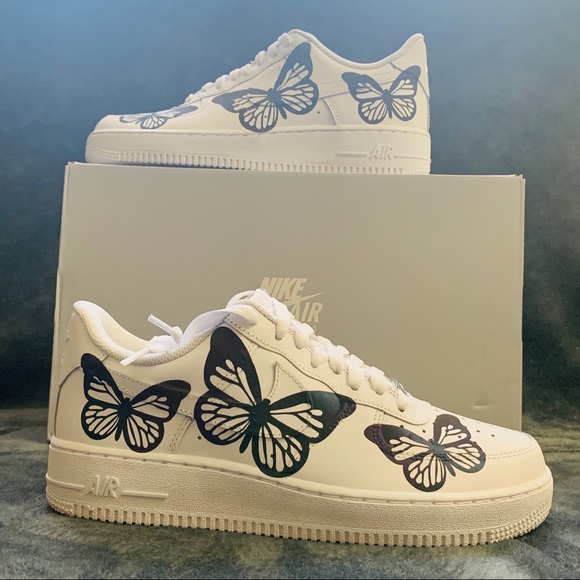 Custom Rainbow reflective butterfly - Picture 3 of 4